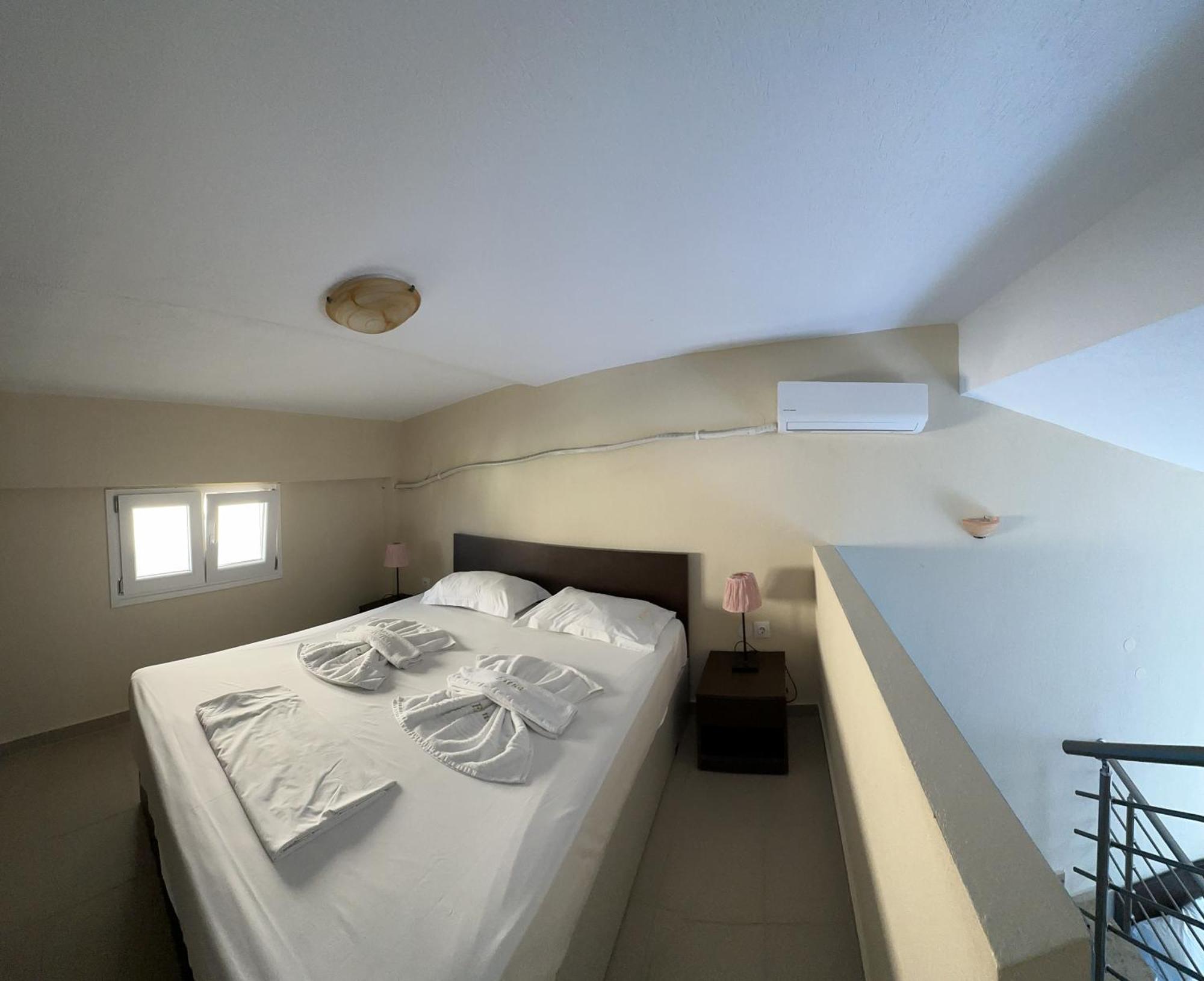 Rooms Elena Nea Poteidaia Exterior foto